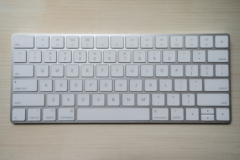 Teclado Mecánico Redragon Kumara RGB
