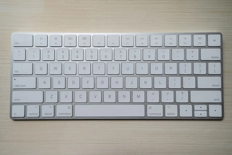 Teclado Mecánico Redragon Kumara RGB